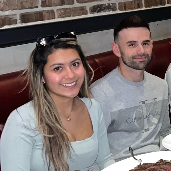 Meet your Posher, Jennifer - Picture 1 of 1